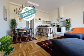 Luxury Apartment by Hi5 - Király street Suite